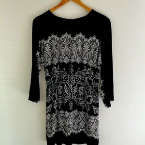 Printed black XS Simone dress French Connection